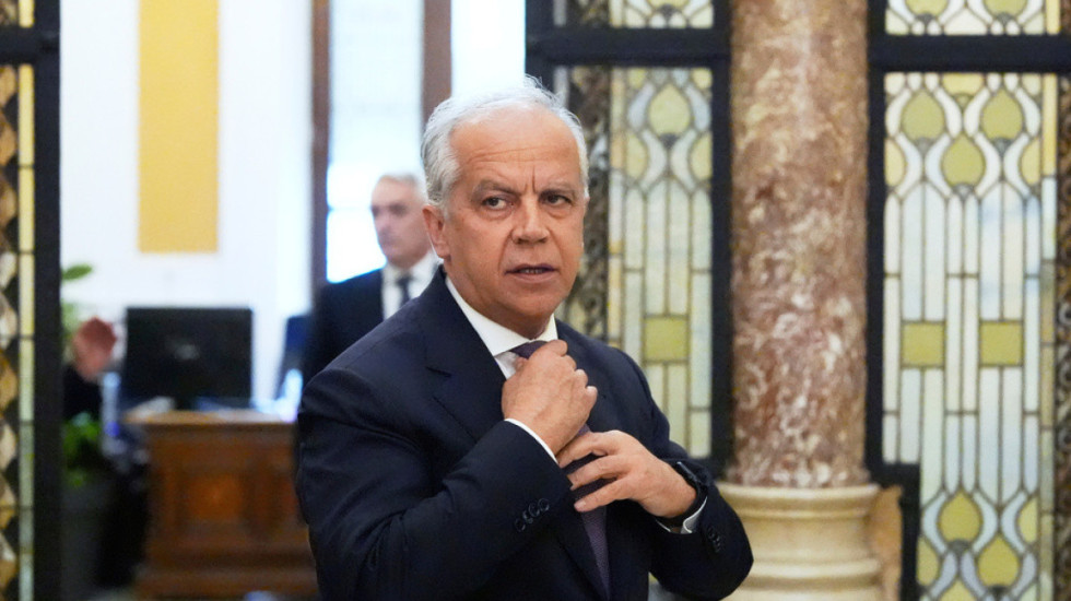 Qendra e riatdhesimit në Shqipëri, ministri italian i Mbrojtjes: Gjykatat po luajnë lojë ideologjike