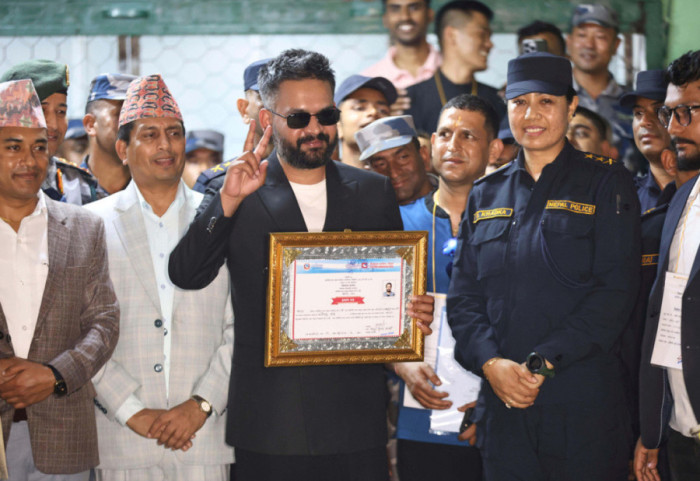 Kryeministri i ardhshëm i Nepalit? Një ish- artist repi