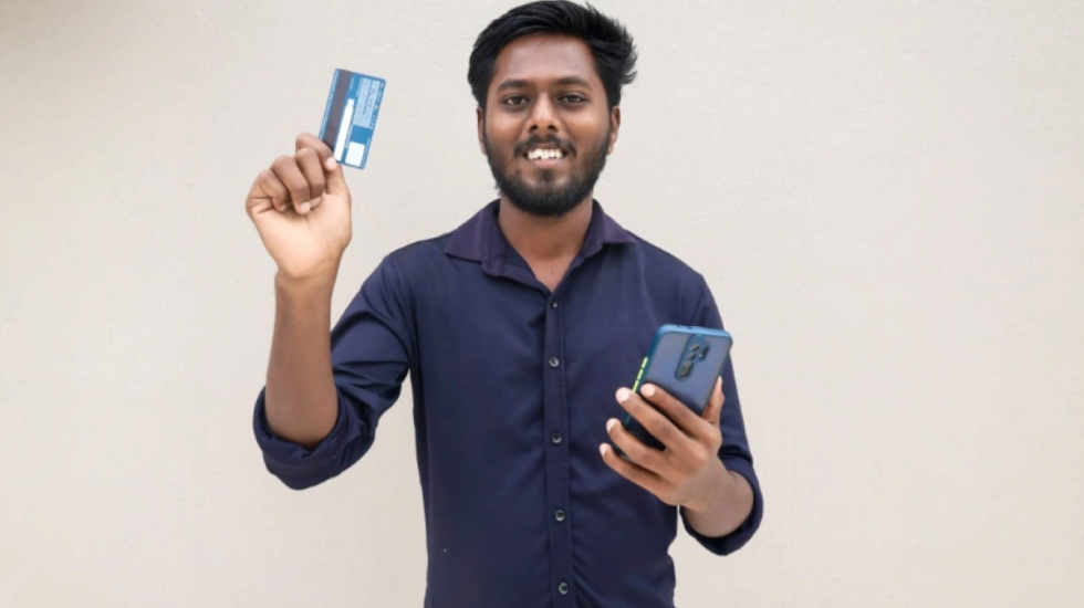 U pagua gabimisht nga kompania me 330 paga, punonjësi del fitues në gjykatë dhe mban 164 mijë eurot