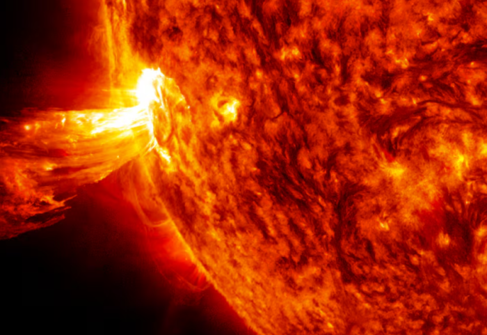 Shkencëtarët zbulojnë superstuhinë diellore në Mars