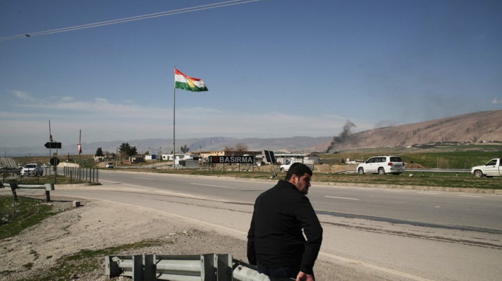 Sulmohet me raketa aeroporti i Bagdadit, 5 të plagosur