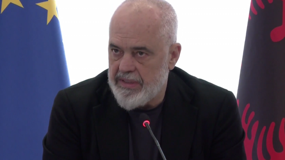 200 lekë litri i naftës, Rama: Rritja në Shqipëri e moderuar, më mirë fitime më të ulëta se rikthimi i Bordit