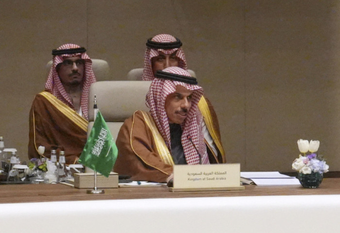 Vendet arabe bashkohen kundër Iranit: Ndërprit sulmet, nuk ka më asnjë justifikim