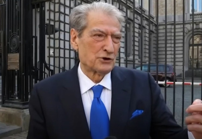 “Pushteti në dorën e një njeriu”, Berisha çon në Bruksel 'përplasjen' me Ramën dhe situatën në Shqipëri