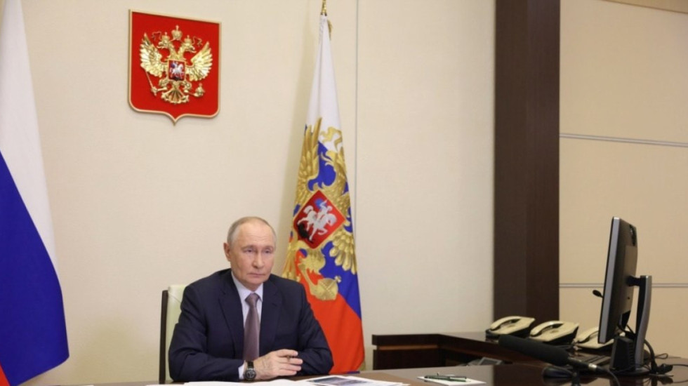 Rikthim në “zyrën bezhë” pas shkëputjes rekord, Putin ka frikë të tregojë vendndodhjen