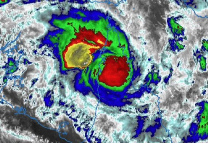 Cikloni Narelle godet Australinë, priten përmbytje të mëdha
