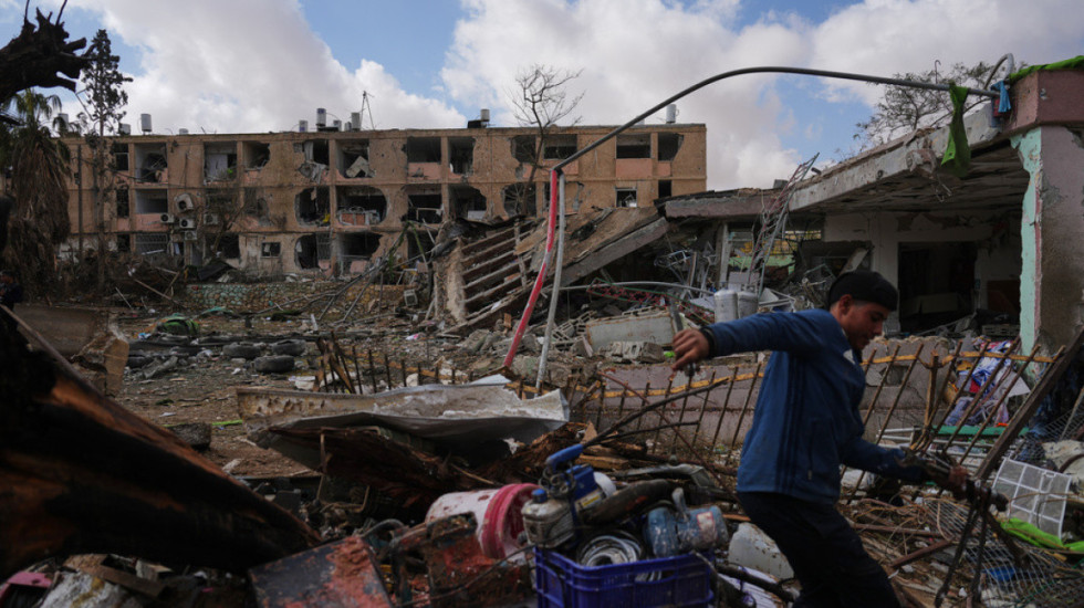 Irani godet me raketa gjigante Dimonën dhe Aradin, mbi 100 të plagosur, Netanjahu: Mbrëmje e vështirë
