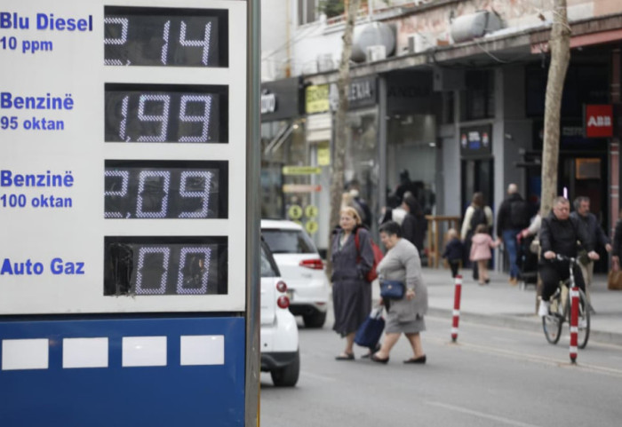 Nafta u rrit me 15 lekë/litri në 24 orë, Rama: Bordi i Transparencës ecën me çmimin e bursës, s’lejon abuzime