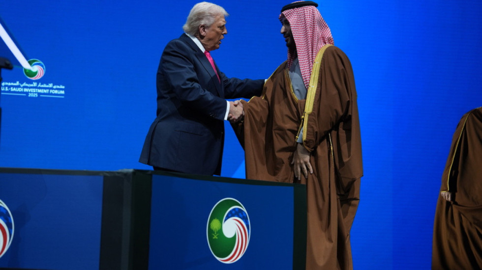 “Të shfrytëzojmë mundësinë”, Arabia Saudite nxit Trump të vijojë luftën me Iranin