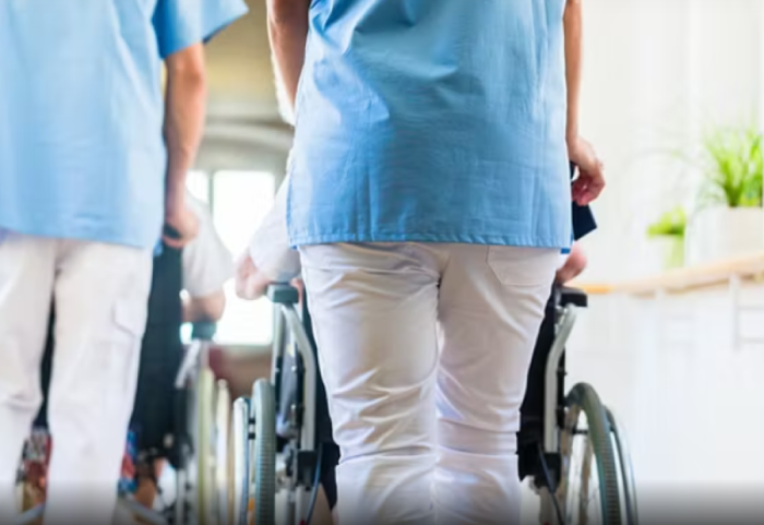 Kanadaja kërkon infermierë, paga deri në 5000 euro dhe kushte të favorshme