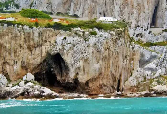 Zbulohet shpella që fsheh historinë 40 mijë vite më parë