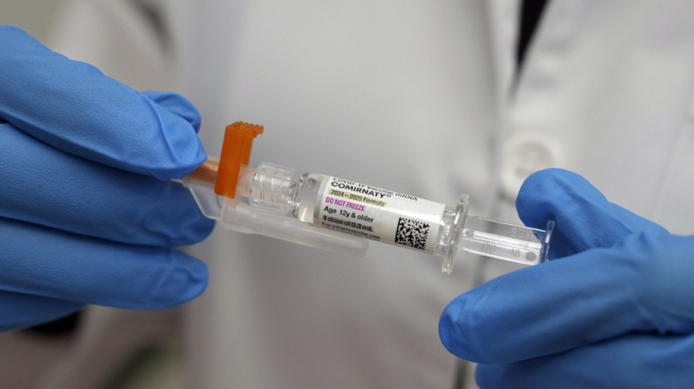 “Cicada”, varianti i ri i Covid-19 që po përhapet me shpejtësi dhe që i reziston vaksinës