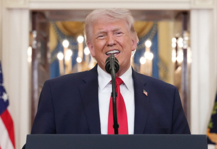 "Ditë e madhe për paqen në Botë!", Trump: SHBA- Iran armëpushim dyjavor dhe hapje e Ngushticës së Hormuzit