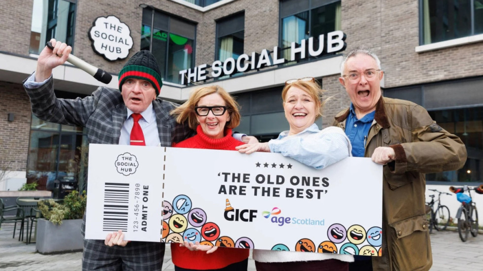 "Ne e shohim jetën ndryshe", të bëhesh komedian 70 vjeç