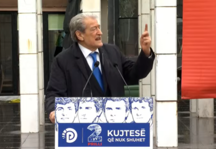 Berisha përkujton masakrën e 2 prillit: Vepra e 4 martirëve, frymëzim për betejën për votën e lirë