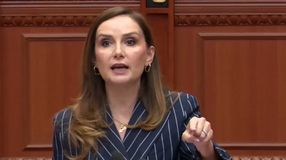 “Do shembet Pallati i Kongreseve dhe Shtëpia e Fëmijëve”, Tabaku: Tregoni inventarin e pronave