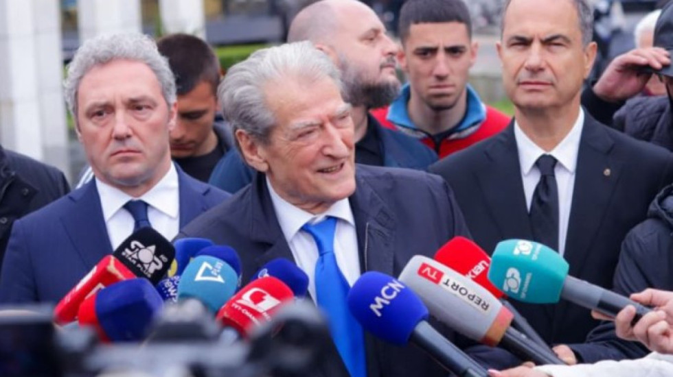 Alarmi i SHBA për sulme iraniane, Berisha thirrje NATO-s: Garantoni mbrojtjen ajrore të Shqipërisë