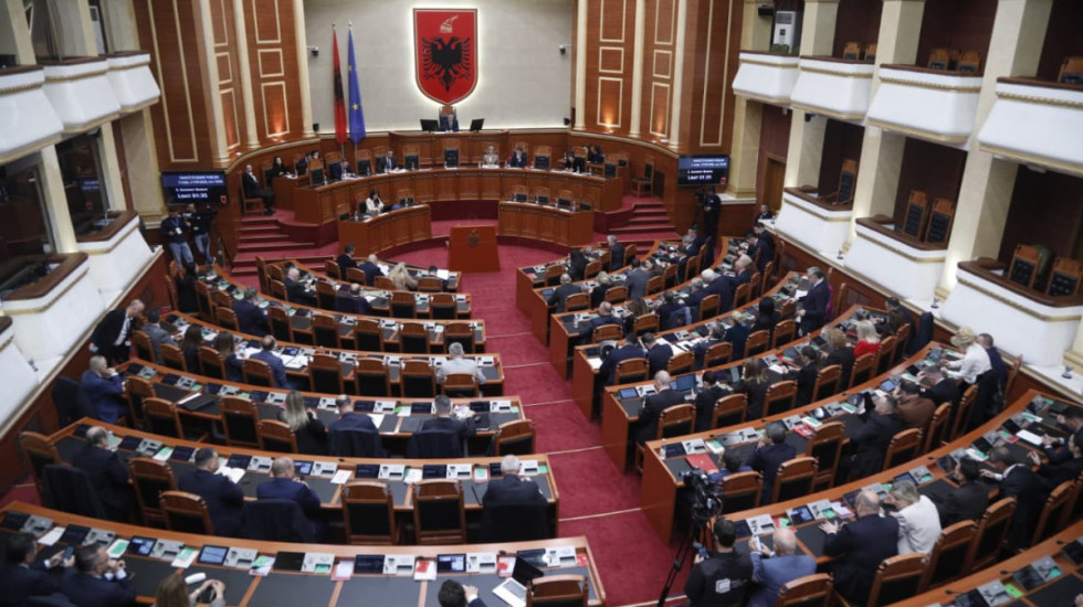 Maxhoranca rrëzon propozimin e PD për çmimin e naftës