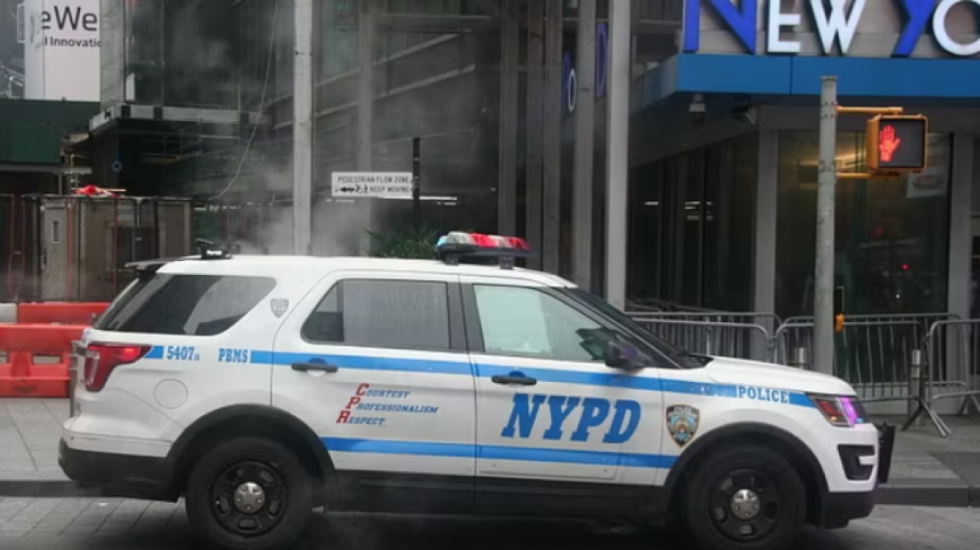 Të shtëna në New York, plumbi qorr i merr jetën foshnjes 7-muajshe