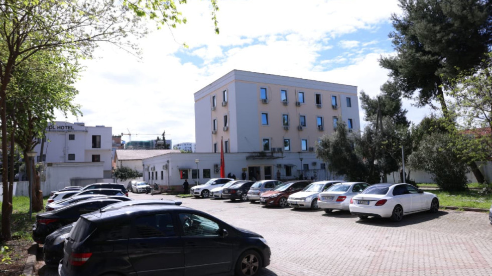 "Nuk jam për dramë e as për mëshirë", Veliaj në Gjykatën Administrative: Kallëzim nga dikush që s'ekziston