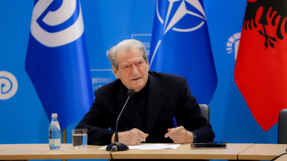 “I zhytur në naftë”, Berisha: Hetim për Autoritetin e Konkurrencës, amendamente për çmimin e karburanteve