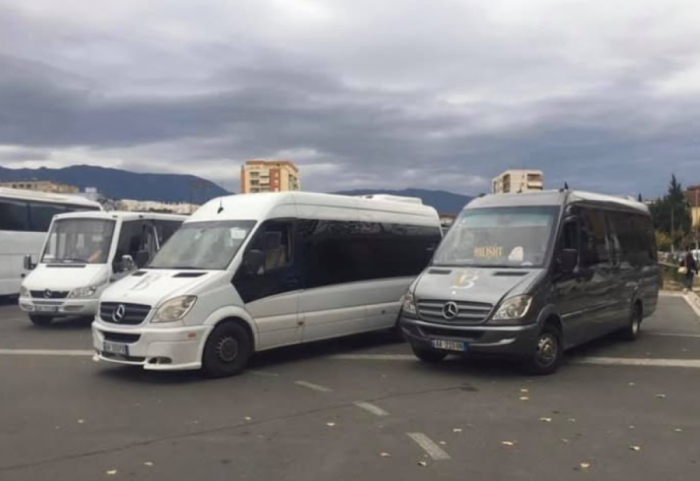 1600 lekë vajtje-ardhje Tiranë-Korçë, rritet çmimi i biletës