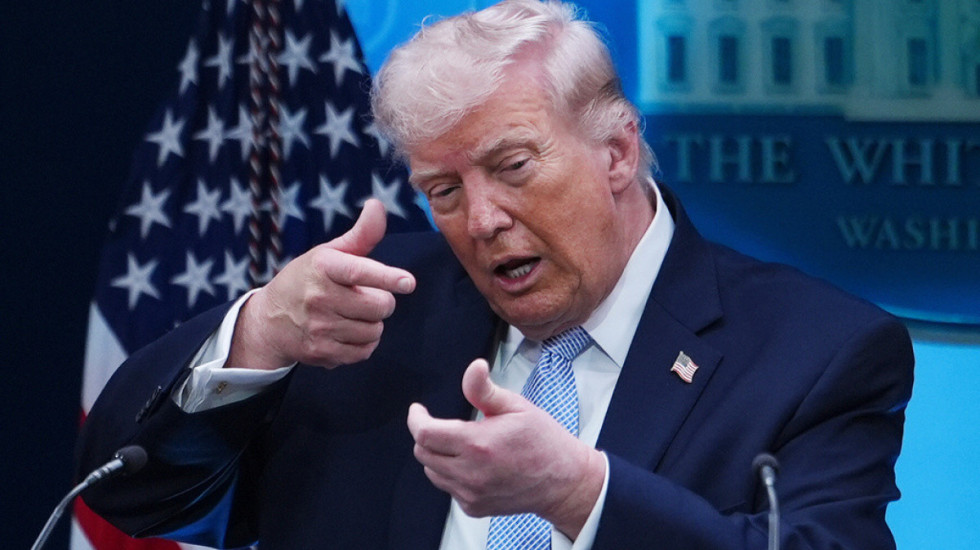 Trump jep urdhrin, Marina amerikane bllokon Hormuzin: Iranianët që do sulmojnë i çojmë në ferr