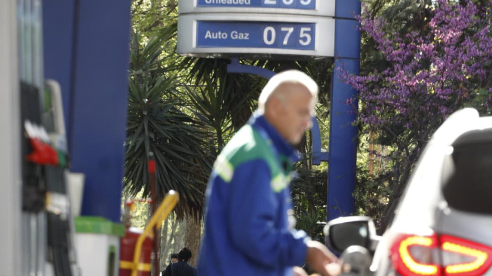 Ndryshon sërish çmimi i naftës, ulet me 1 lek për litër