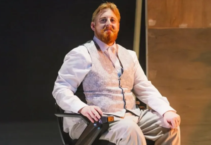 Ndërron jetë në moshën 35-vjeçare aktori dhe shkrimtari irlandez, ka luajtur në Game of Thrones