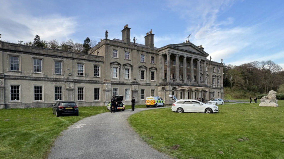 Kështjella historike ku kishte qëndruar Mbreti Charles kthehet në “shtëpi bari”