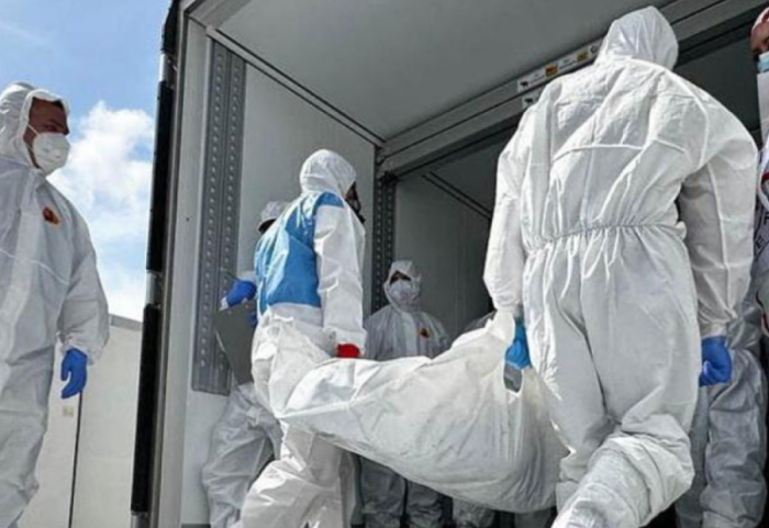 Rusia dhe Ukraina shkëmbejnë trupat e mbi 1000 ushtarëve të rënë në luftime