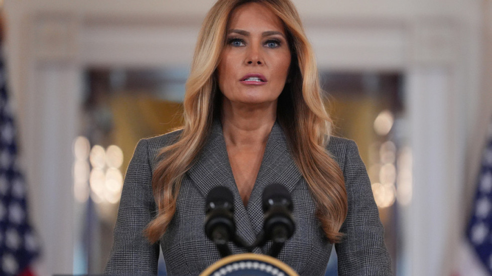 "Duhet të ndalen", Melania Trump flet për thashethemet që e lidhin me Epstein