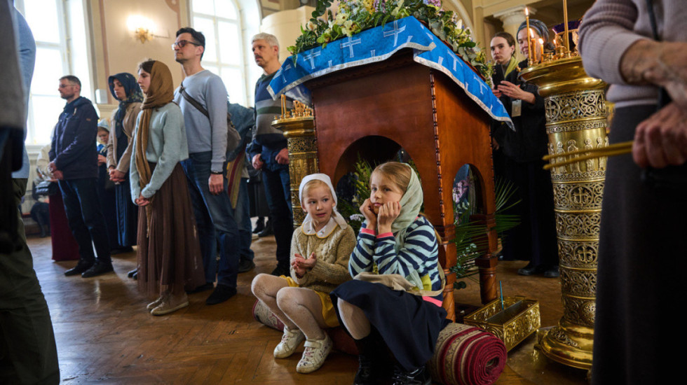 Rusia dhe Ukraina bien dakord për armëpushim për Pashkët Ortodokse