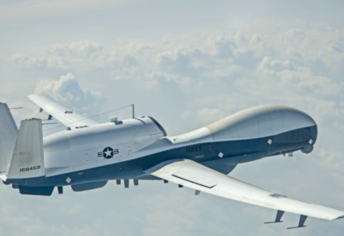 Droni amerikan 200 milionë dollarësh zhduket mbi Hormuz