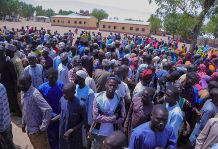 Të lidhur me terroristët, gjykata dënon 400 persona në Nigeri