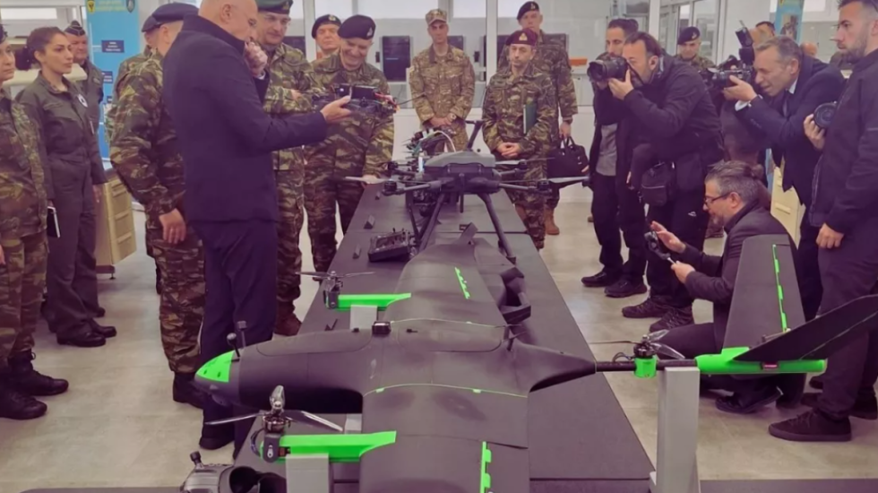 “12.000 dronë në vit”, Greqia 'mburret' me industrinë ushtarake: Prodhojmë më shumë sesa Irani