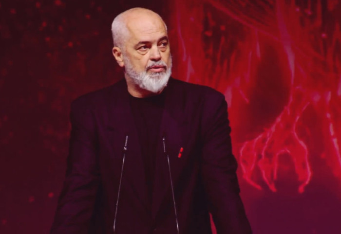 Samiti i Diasporës, Rama shqiptarëve jashtë vendit: Investoni në Shqipëri