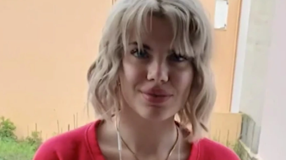 "Nuk e njoh vajzën”, 22-vjeçari shqiptar mohon përfshirjen në vdekjen e 19-vjeçares në Greqi