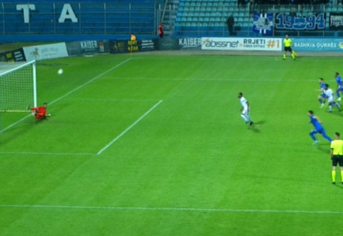 Elbasani fiton në “frymën e fundit” në Durrës, Vllaznia vetëm një pikë më shumë