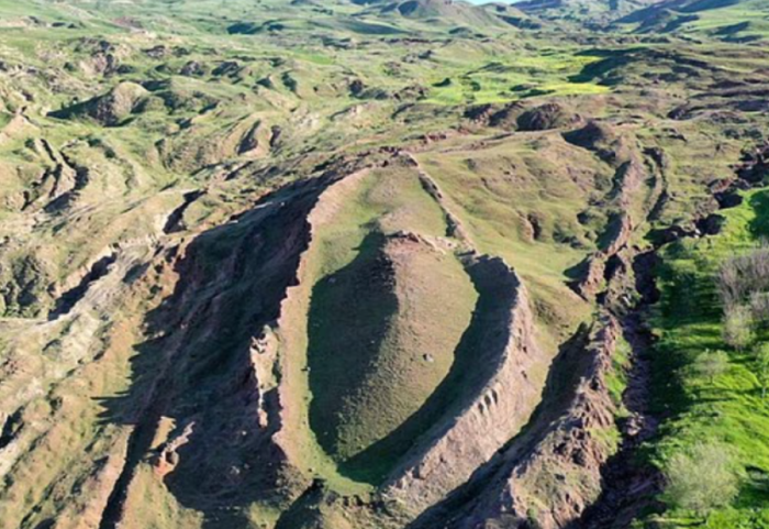 Zbulohet një rrjet i madh tunelesh nëntokësore në një mal në Turqi